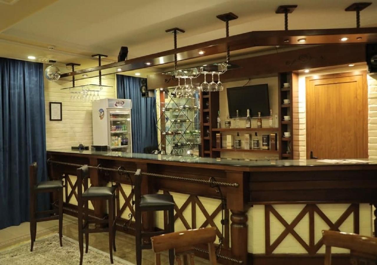 Hotel Bek Tachkent Extérieur photo
