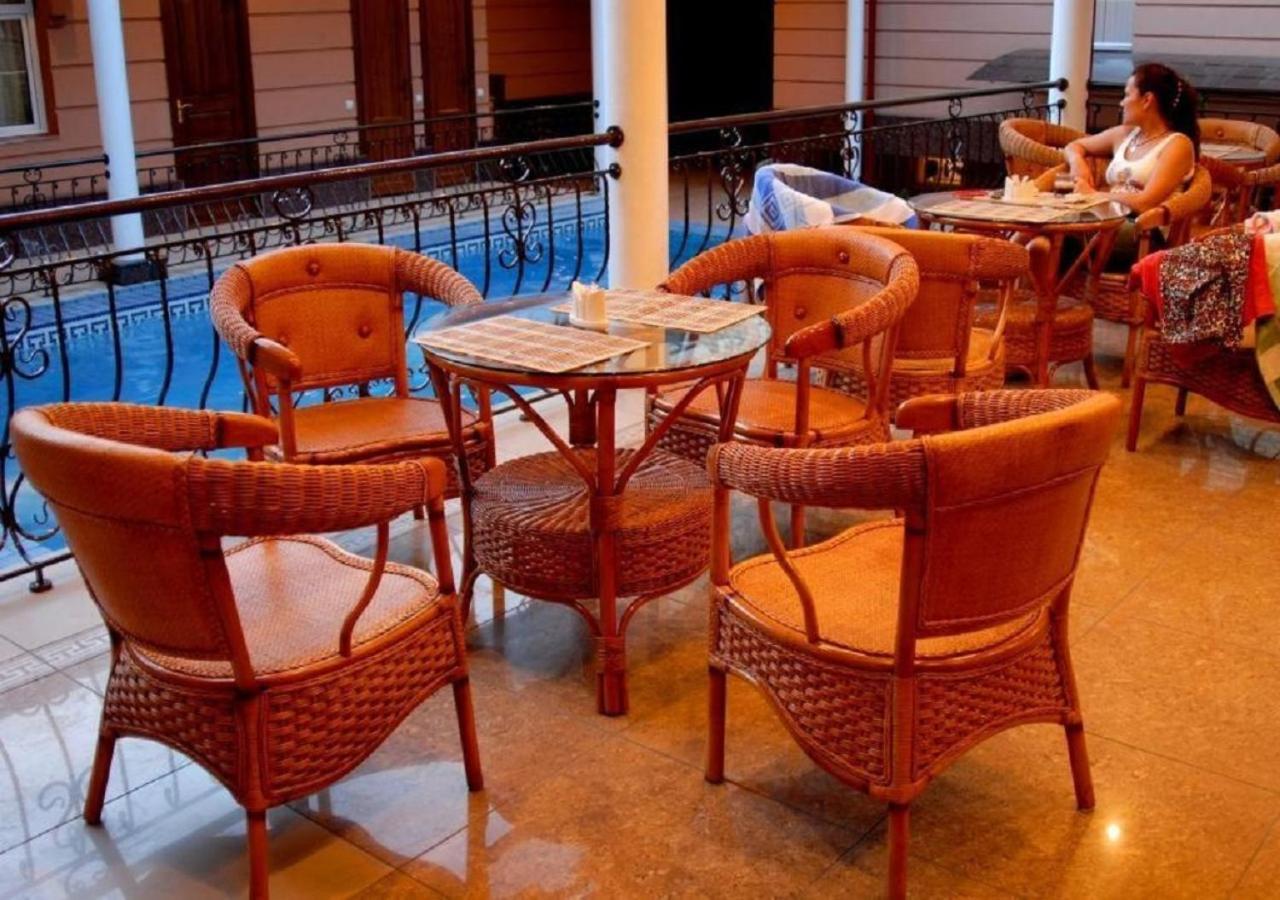 Hotel Bek Tachkent Extérieur photo
