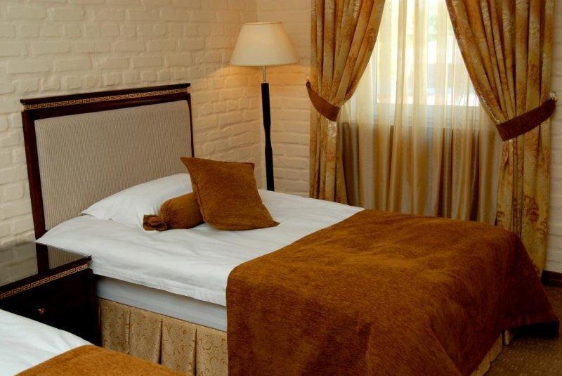 Hotel Bek Tachkent Extérieur photo