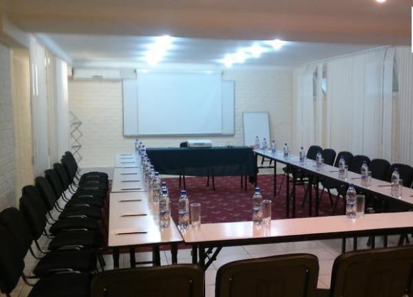 Hotel Bek Tachkent Extérieur photo