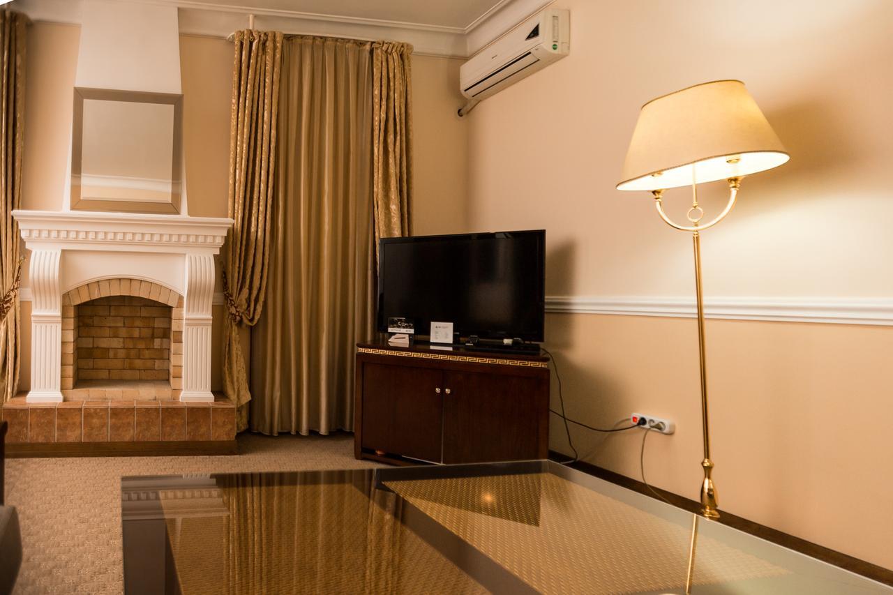 Hotel Bek Tachkent Extérieur photo