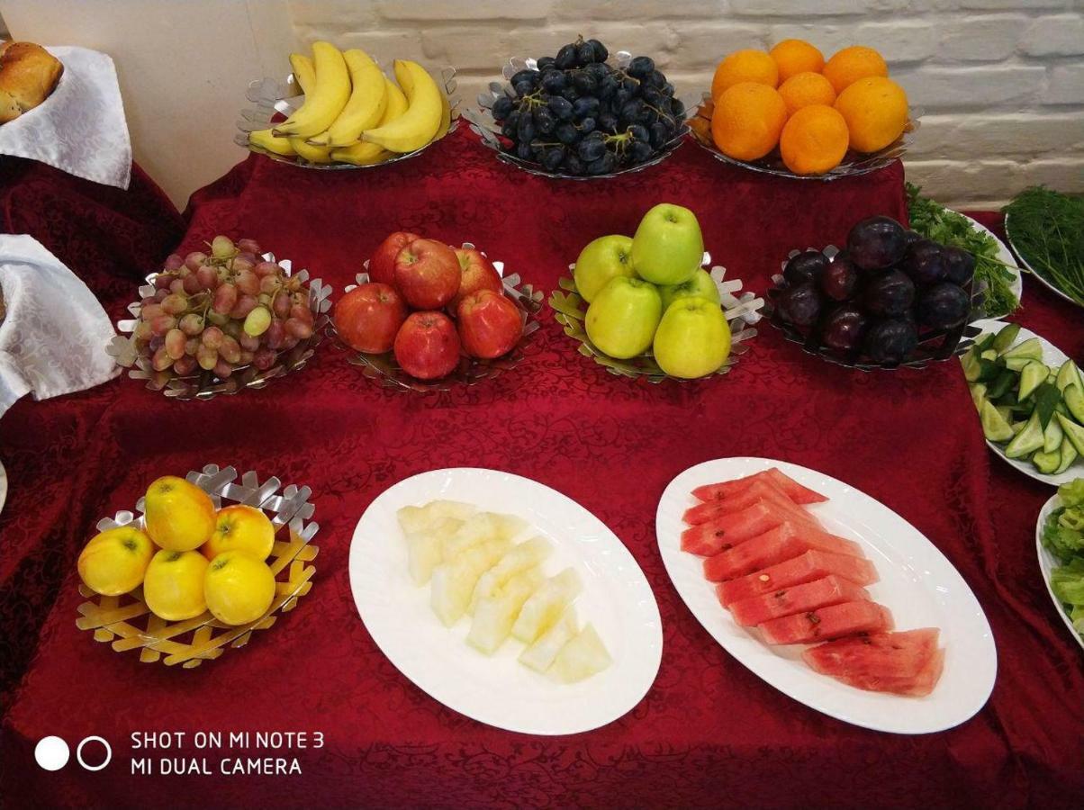 Hotel Bek Tachkent Extérieur photo